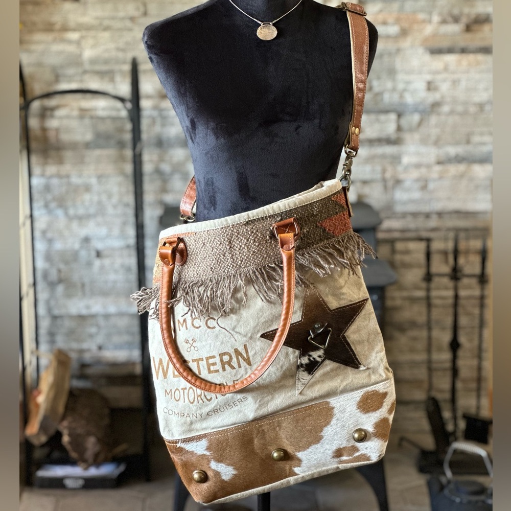 Boutique Style Messenger Bag